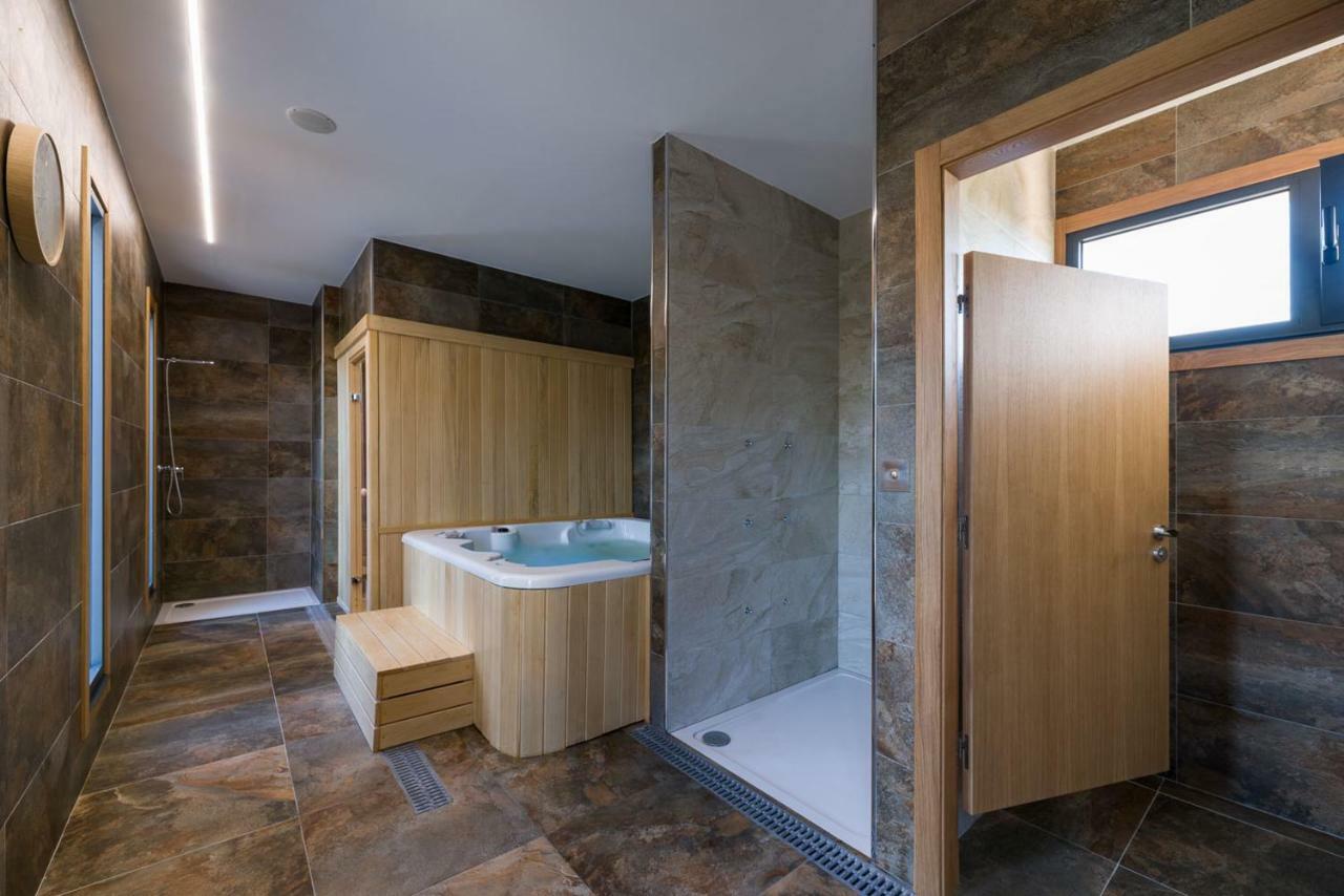 Hotel A Curuxa Wellness アルスーア エクステリア 写真